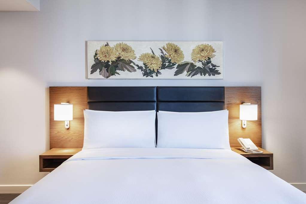 Hilton Garden Inn Tbilisi Chavchavadze Kamer foto