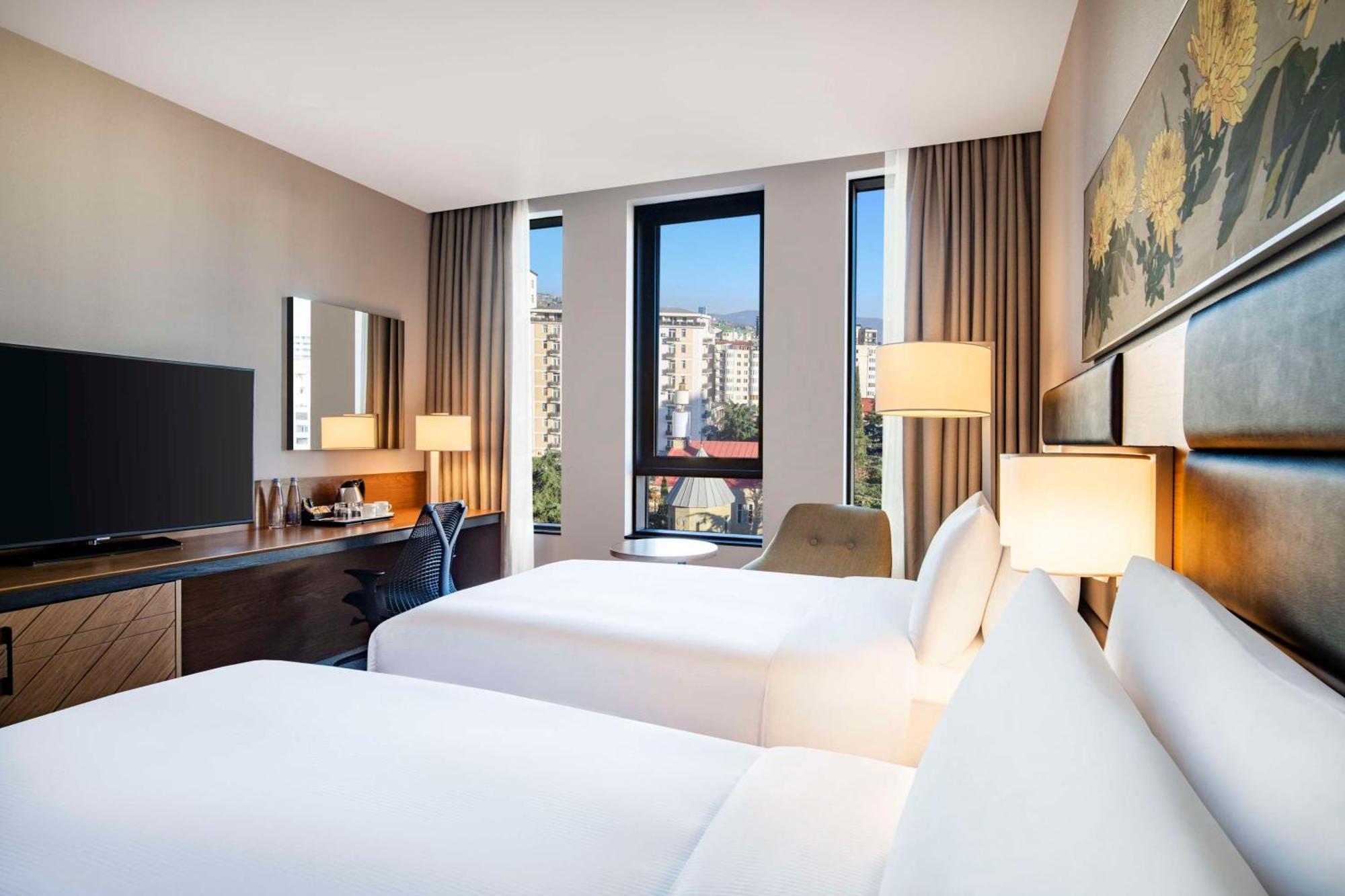 Hilton Garden Inn Tbilisi Chavchavadze Buitenkant foto