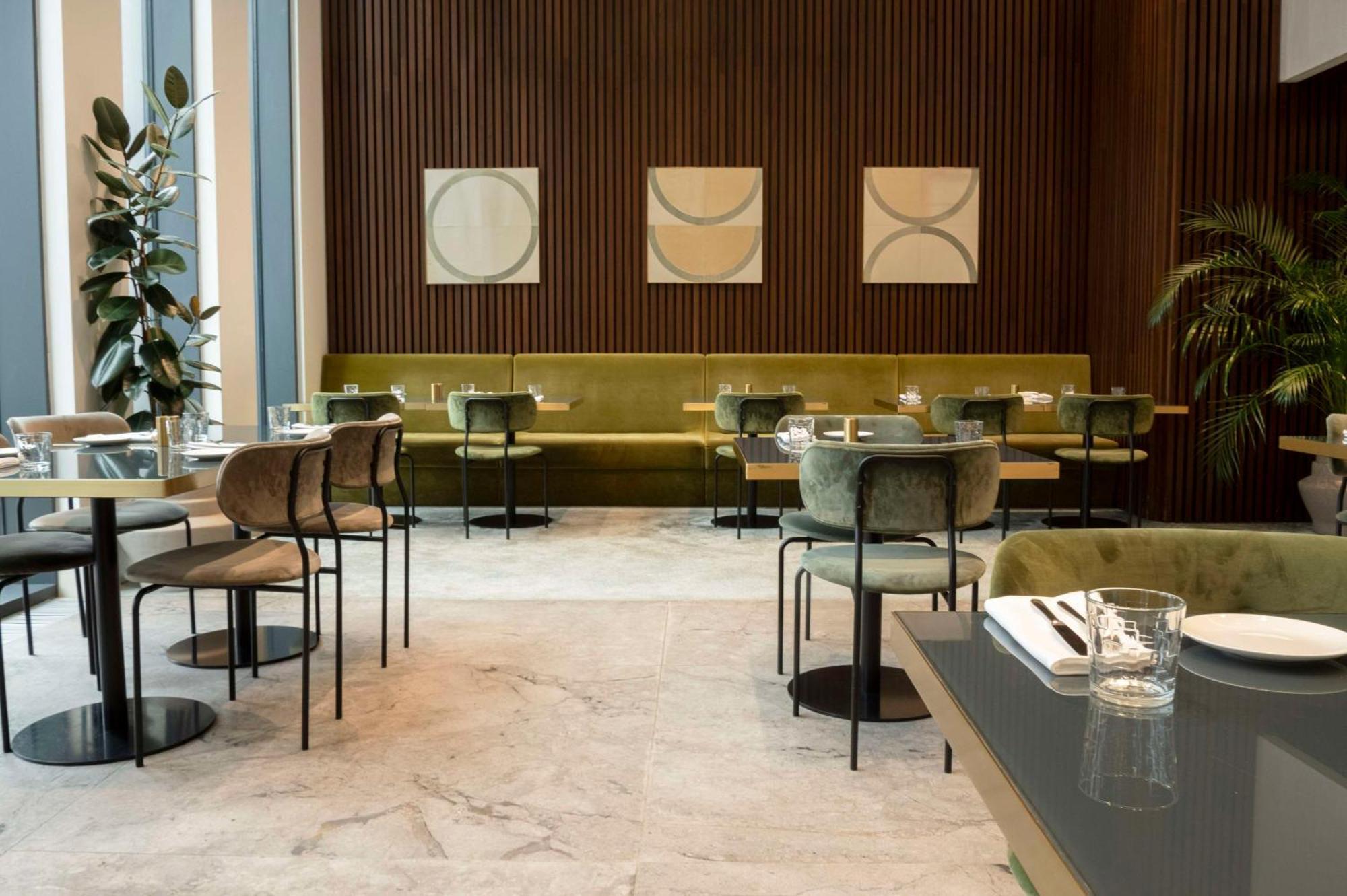 Hilton Garden Inn Tbilisi Chavchavadze Buitenkant foto